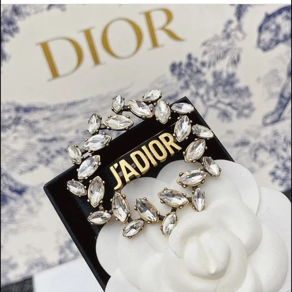 DIOR J'ADIOR LAUREL WREATH BROOCH - Picture 1 of 7